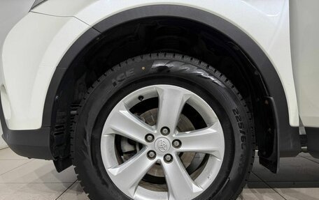 Toyota RAV4, 2014 год, 1 999 000 рублей, 11 фотография