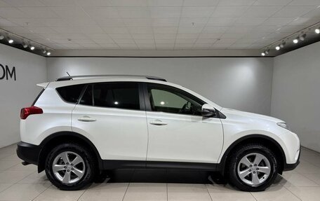 Toyota RAV4, 2014 год, 1 999 000 рублей, 6 фотография