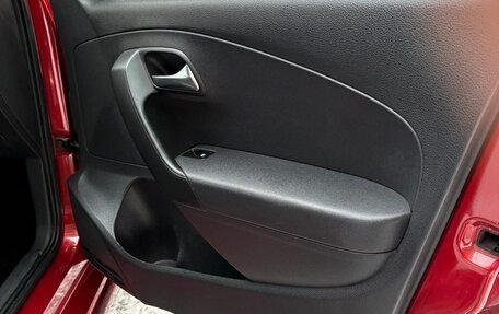 Volkswagen Polo VI (EU Market), 2012 год, 650 000 рублей, 19 фотография