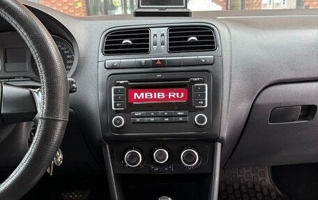 Volkswagen Polo VI (EU Market), 2012 год, 650 000 рублей, 21 фотография