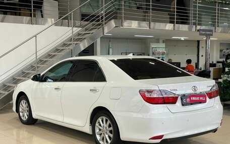 Toyota Camry, 2015 год, 2 099 900 рублей, 2 фотография
