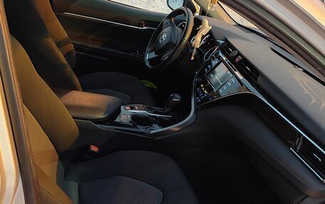 Toyota Camry, 2020 год, 3 000 000 рублей, 5 фотография