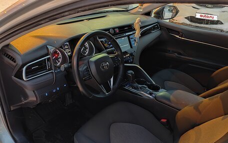 Toyota Camry, 2020 год, 3 000 000 рублей, 7 фотография