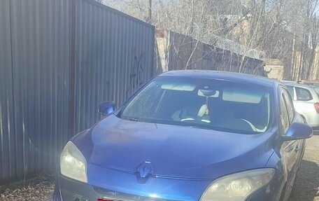 Renault Megane III, 2009 год, 420 000 рублей, 2 фотография