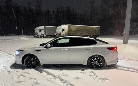 KIA Optima IV, 2016 год, 2 000 000 рублей, 3 фотография