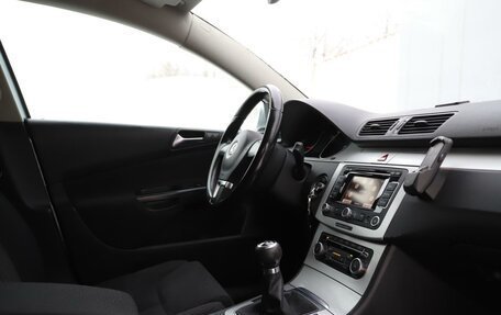 Volkswagen Passat B6, 2010 год, 1 020 000 рублей, 22 фотография