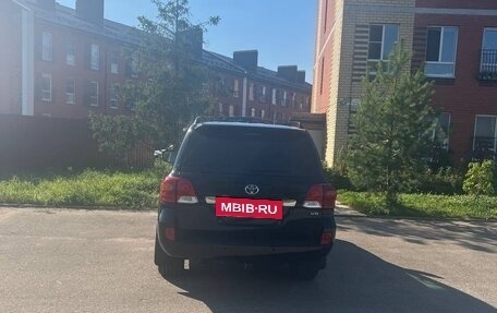 Toyota Land Cruiser 200, 2014 год, 3 700 000 рублей, 8 фотография