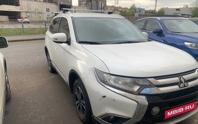 Mitsubishi Outlander III рестайлинг 3, 2015 год, 1 850 000 рублей, 1 фотография