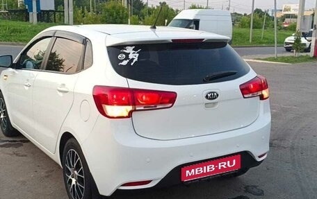 KIA Rio III рестайлинг, 2016 год, 810 000 рублей, 1 фотография