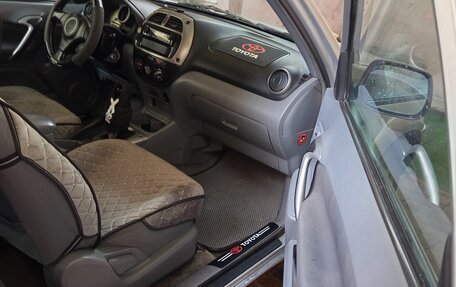 Toyota RAV4, 2000 год, 800 000 рублей, 8 фотография