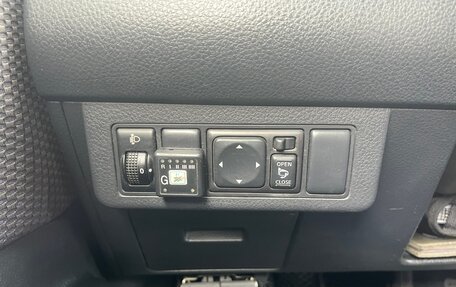 Nissan Tiida, 2007 год, 530 000 рублей, 20 фотография