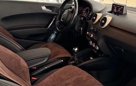 Audi A1, 2011 год, 1 020 000 рублей, 10 фотография