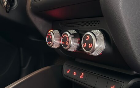 Audi A1, 2011 год, 1 020 000 рублей, 8 фотография