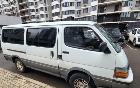 Toyota HiAce H100, 1991 год, 350 000 рублей, 6 фотография