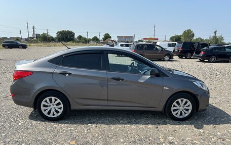 Hyundai Solaris II рестайлинг, 2012 год, 800 000 рублей, 7 фотография