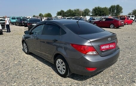 Hyundai Solaris II рестайлинг, 2012 год, 800 000 рублей, 4 фотография