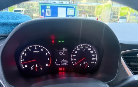 Hyundai Solaris II рестайлинг, 2018 год, 1 250 000 рублей, 9 фотография