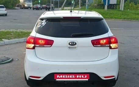 KIA Rio III рестайлинг, 2016 год, 810 000 рублей, 2 фотография