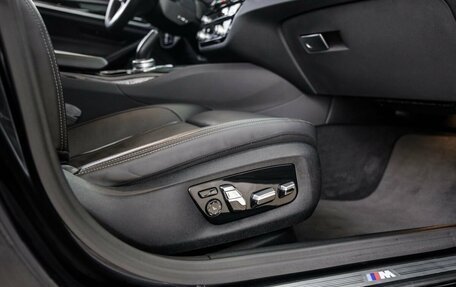 BMW 5 серия, 2020 год, 4 498 000 рублей, 26 фотография