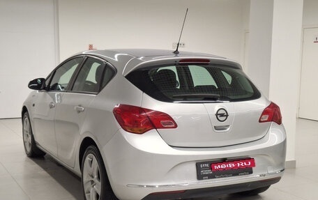 Opel Astra J, 2014 год, 809 000 рублей, 8 фотография