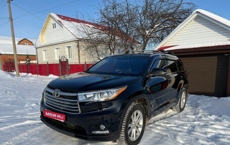 Toyota Highlander III, 2014 год, 2 700 000 рублей, 1 фотография