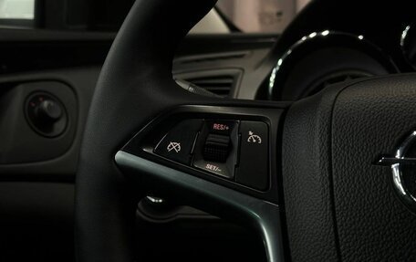 Opel Insignia II рестайлинг, 2013 год, 979 999 рублей, 13 фотография