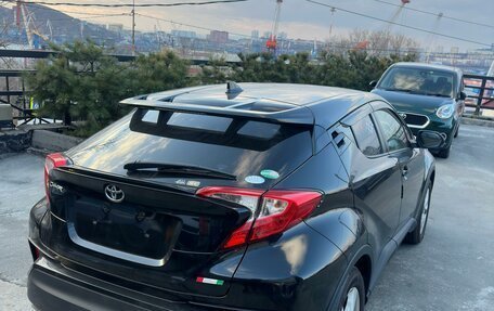 Toyota C-HR I рестайлинг, 2017 год, 1 750 000 рублей, 3 фотография