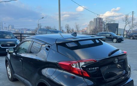 Toyota C-HR I рестайлинг, 2017 год, 1 750 000 рублей, 4 фотография