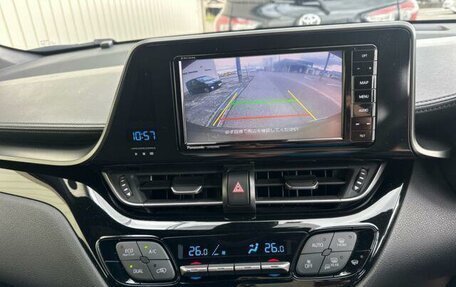 Toyota C-HR I рестайлинг, 2017 год, 1 750 000 рублей, 13 фотография