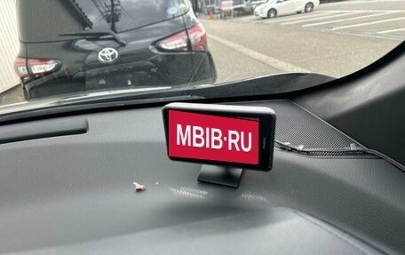 Toyota C-HR I рестайлинг, 2017 год, 1 750 000 рублей, 14 фотография