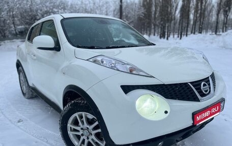 Nissan Juke II, 2011 год, 810 000 рублей, 4 фотография