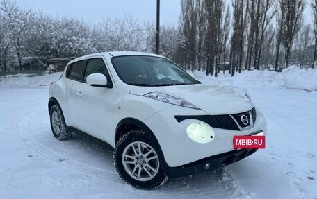 Nissan Juke II, 2011 год, 810 000 рублей, 3 фотография