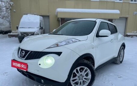Nissan Juke II, 2011 год, 810 000 рублей, 6 фотография