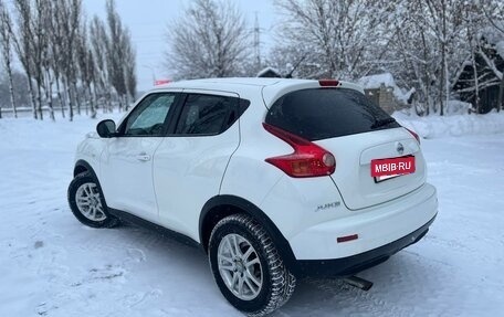 Nissan Juke II, 2011 год, 810 000 рублей, 13 фотография