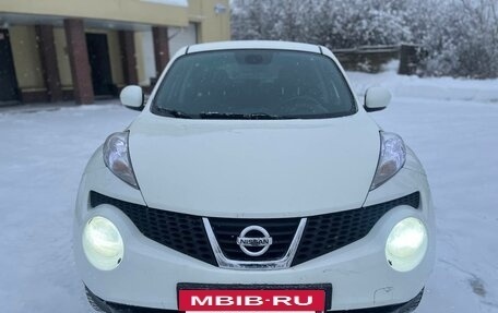 Nissan Juke II, 2011 год, 810 000 рублей, 5 фотография