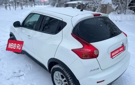 Nissan Juke II, 2011 год, 810 000 рублей, 14 фотография