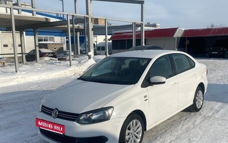 Volkswagen Polo VI (EU Market), 2013 год, 770 000 рублей, 3 фотография