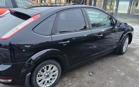 Ford Focus II рестайлинг, 2010 год, 900 000 рублей, 2 фотография