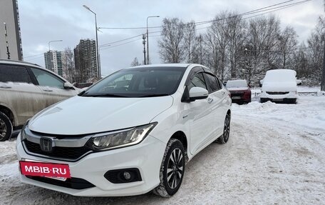 Honda Grace I, 2017 год, 1 530 000 рублей, 2 фотография