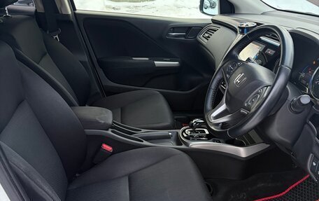 Honda Grace I, 2017 год, 1 530 000 рублей, 17 фотография