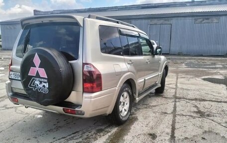Mitsubishi Pajero III рестайлинг, 2004 год, 1 100 000 рублей, 5 фотография