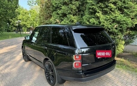 Land Rover Range Rover IV рестайлинг, 2018 год, 7 900 000 рублей, 3 фотография