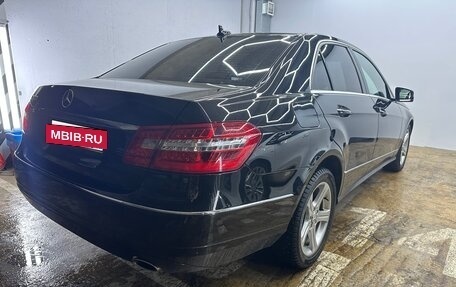 Mercedes-Benz E-Класс, 2010 год, 1 950 000 рублей, 6 фотография