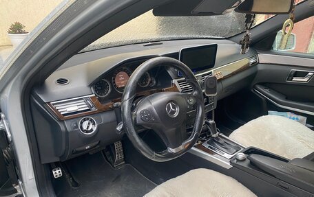 Mercedes-Benz E-Класс, 2011 год, 1 050 000 рублей, 3 фотография