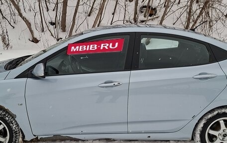 Hyundai Solaris II рестайлинг, 2013 год, 620 000 рублей, 5 фотография