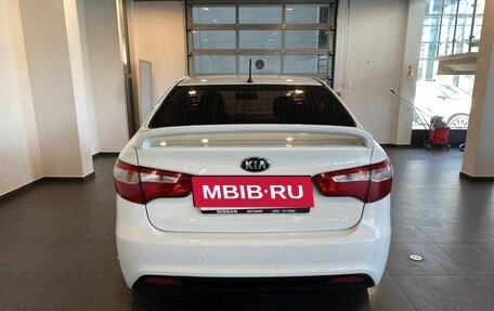 KIA Rio III рестайлинг, 2013 год, 911 000 рублей, 30 фотография