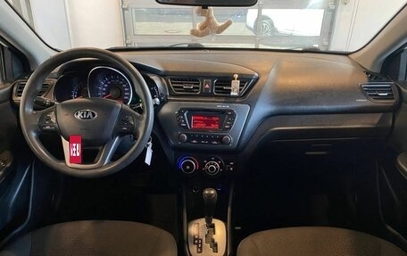 KIA Rio III рестайлинг, 2013 год, 911 000 рублей, 35 фотография