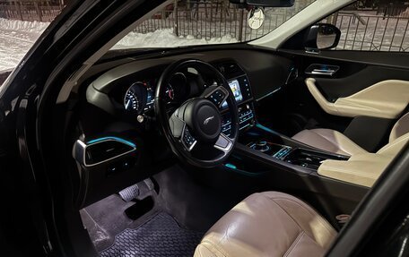 Jaguar F-Pace, 2018 год, 2 980 000 рублей, 4 фотография