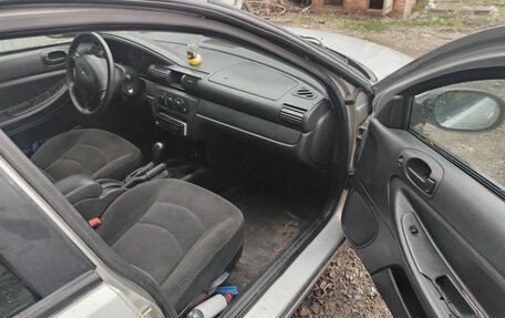 Chrysler Sebring II, 2005 год, 270 000 рублей, 10 фотография