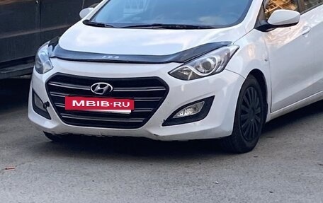 Hyundai i30 II рестайлинг, 2016 год, 1 100 000 рублей, 3 фотография